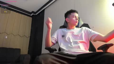 Juan online show from December 21, 9:01 pm