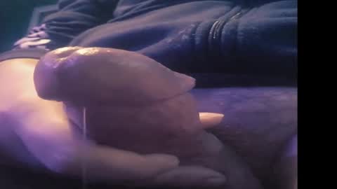 juicy cock32 online show from January 16, 11:29 pm