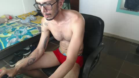 Julfigo online show from June 20, 4:01 pm