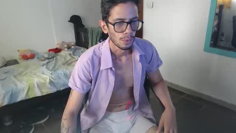 Julfigo online show from April 9, 3:40 pm