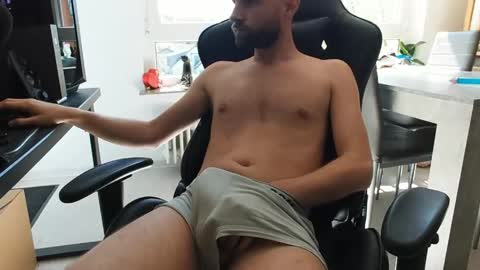 Julia  Adam online show from April 25, 12:19 pm