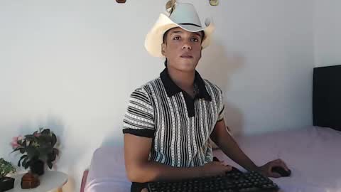 Juliann online show from October 18, 6:57 pm