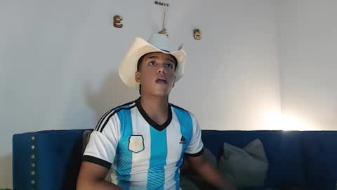 Juliann online show from October 15, 4:25 pm