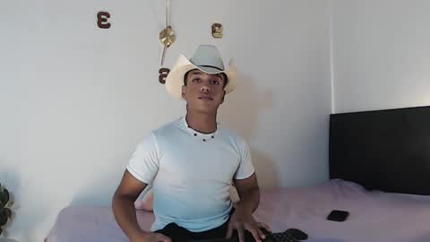 Juliann online show from October 17, 5:39 pm