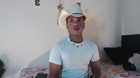 Juliann online show from October 24, 3:14 pm