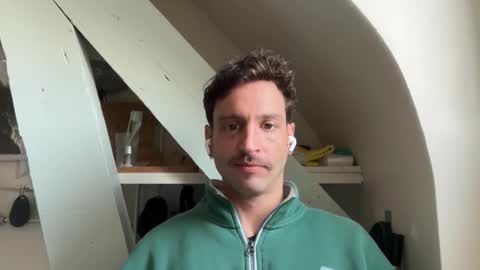 Frenchguy online show from March 8, 11:03 am