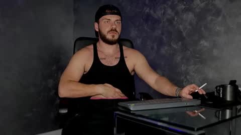 Snapshot of juliusmasters chatting on November 1, 10:14 pm JULiUS online show from November 1, 10:14 pm