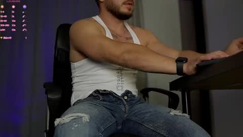 Snapshot of juliusmasters chatting on October 15, 11:01 pm JULiUS online show from October 15, 11:01 pm