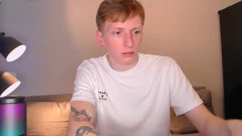 sweet online show from December 6, 9:24 pm