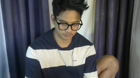 Snapshot of julz_alwayshorny chatting on October 4, 8:41 am call me julz online show from October 4, 8:41 am