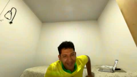 junior_osorio_2 online show from January 9, 5:13 am