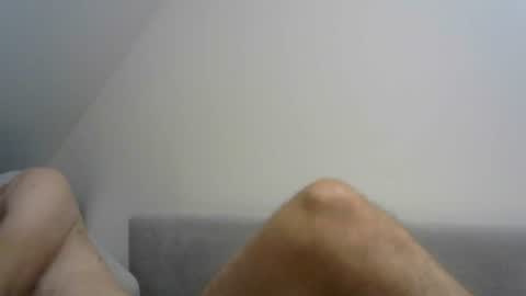 juniorek690550 online show from June 15, 7:44 am