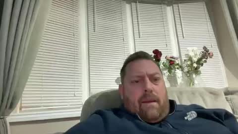 Snapshot of junky345 chatting on February 27, 8:09 pm Junky online show from February 27, 8:09 pm