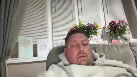 Snapshot of junky345 chatting on February 5, 5:32 pm Junky online show from February 5, 5:32 pm