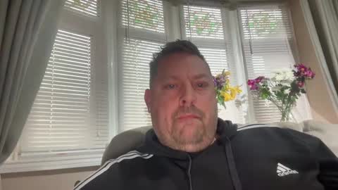 Snapshot of junky345 chatting on February 12, 8:59 am Junky online show from February 12, 8:59 am