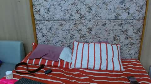 Snapshot of jupiter_333 chatting on October 23, 7:28 pm Jupiter online show from October 23, 7:28 pm