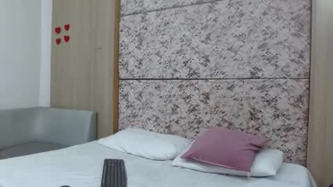 Snapshot of jupiter_333 chatting on October 16, 6:49 pm Jupiter online show from October 16, 6:49 pm