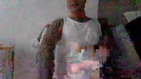 juss00 online show from November 1, 2:10 pm