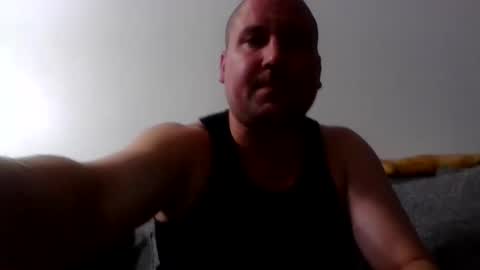 just1more5 online show from October 12, 3:33 am