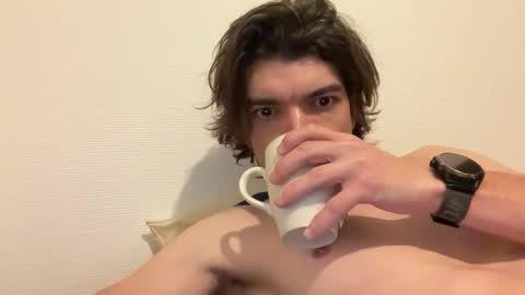 just_a_guy_with_a_big_cock online show from February 17, 9:03 pm