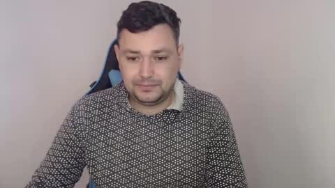 Snapshot of just_a_nice_guy_27 chatting on February 20, 11:20 am Alex online show from February 20, 11:20 am