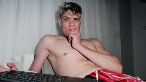 just_alexx12 online show from October 16, 10:40 pm