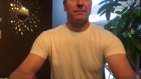 Steven online show from February 7, 8:22 am