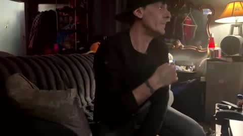 just_me636 online show from January 18, 5:04 pm