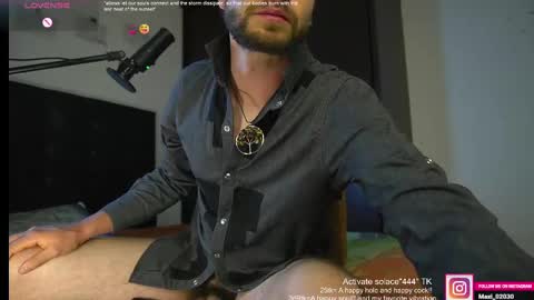 Snapshot of just_your_dreamboy chatting on March 10, 12:07 am Maxi online show from March 10, 12:07 am