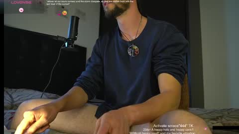 Snapshot of just_your_dreamboy chatting on March 7, 11:26 pm Maxi online show from March 7, 11:26 pm