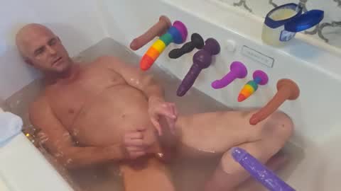 Tohiptwoquit online show from March 19, 8:50 am