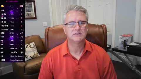 Snapshot of justavoyeurhere chatting on October 8, 6:12 pm Michael online show from October 8, 6:12 pm