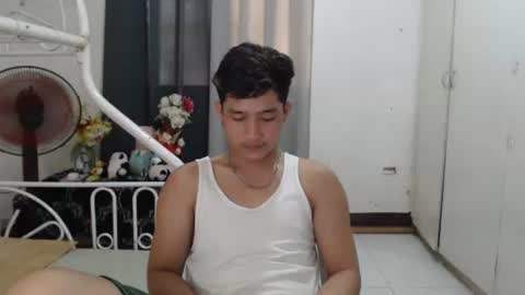 Cyril online show from April 24, 2:47 am