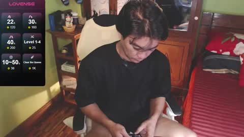 Snapshot of justcallmekarl chatting on October 14, 12:28 am Karl online show from October 14, 12:28 am