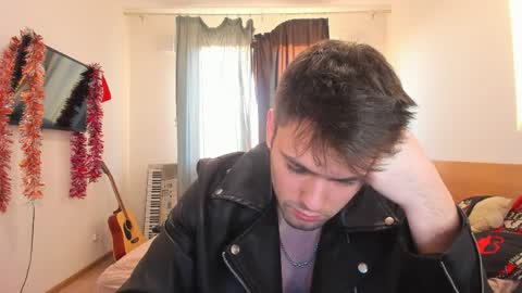 justin_badd online show from April 1, 4:15 pm