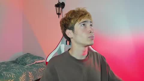 Justin Blake online show from April 25, 2:14 pm
