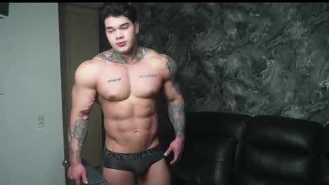 justin clark1 online show from November 28, 5:21 am