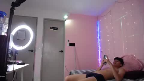 Justin online show from November 4, 9:16 pm