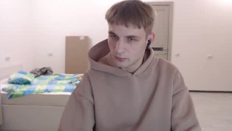 Justin online show from December 21, 6:49 pm