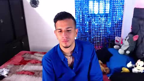 Snapshot of justin_melendez chatting on January 26, 5:23 pm JUSTIN online show from January 26, 5:23 pm