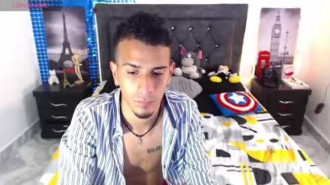 Snapshot of justin_melendez chatting on January 11, 8:33 am JUSTIN online show from January 11, 8:33 am