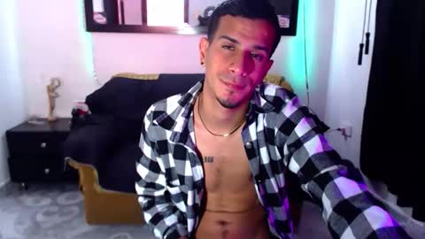 Snapshot of justin_melendez chatting on September 9, 9:57 pm JUSTIN online show from September 9, 9:57 pm