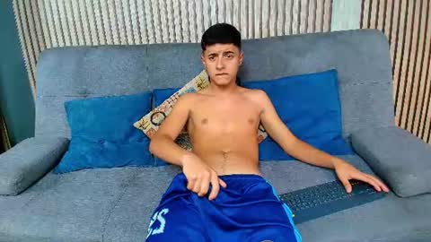 Justin Ortiz online show from June 16, 8:00 pm