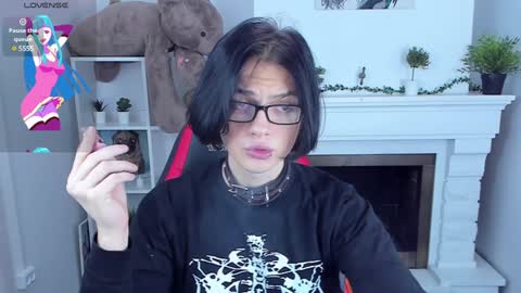 Snapshot of justin_twinkboy chatting on January 12, 7:53 pm JUSTIN online show from January 12, 7:53 pm