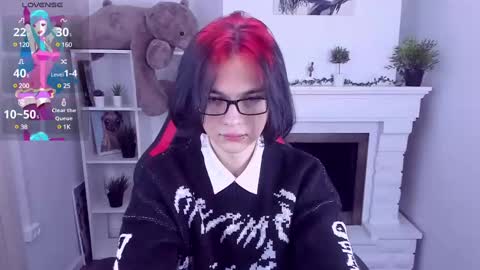 Snapshot of justin_twinkboy chatting on March 8, 8:35 pm JUSTIN online show from March 8, 8:35 pm