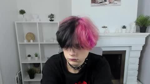 Snapshot of justin_twinkboy chatting on September 13, 9:05 pm JUSTIN online show from September 13, 9:05 pm