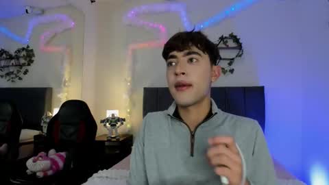 Justin online show from January 8, 11:26 am