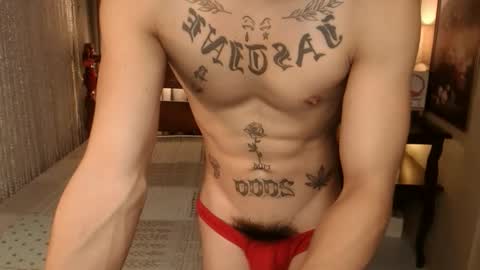 Snapshot of justine_hunk chatting on October 13, 6:08 am justine_hunk online show from October 13, 6:08 am