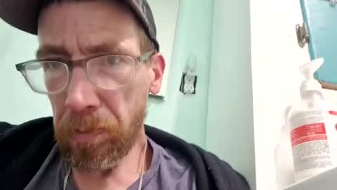 Snapshot of justinjerksit chatting on September 13, 11:44 am justinjerksit online show from September 13, 11:44 am