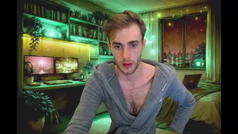 Hologram Guy online show from May 11, 7:43 am